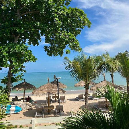 Le Petit Saint Tropez Hotel Khanom Exterior foto