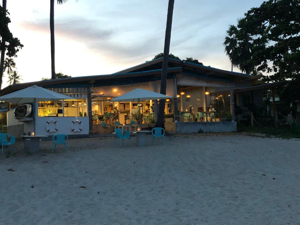 Le Petit Saint Tropez Hotel Khanom Exterior foto