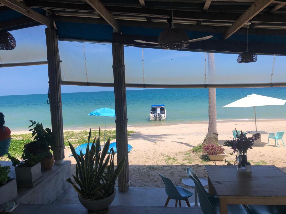 Le Petit Saint Tropez Hotel Khanom Exterior foto