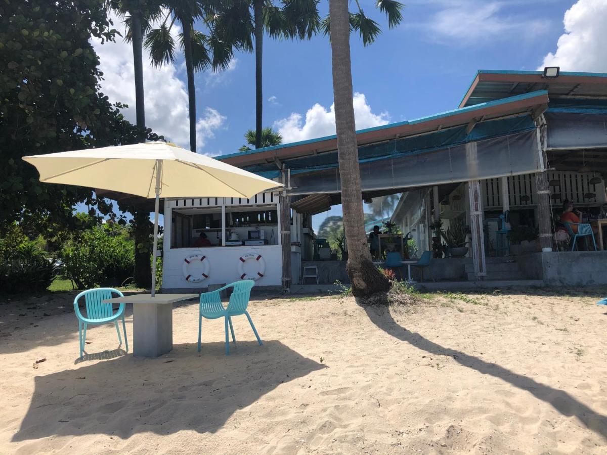 Le Petit Saint Tropez Hotel Khanom Exterior foto