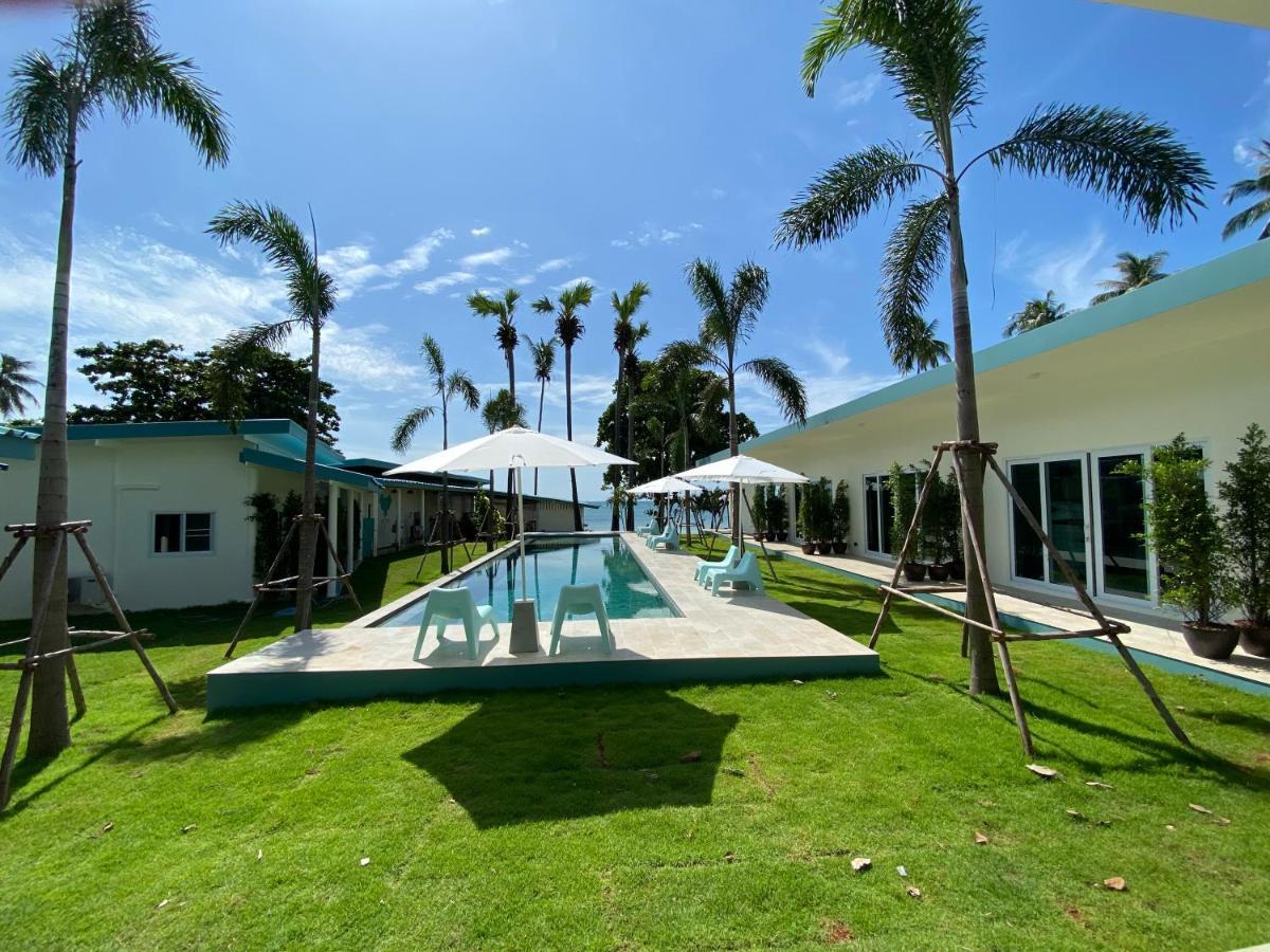 Le Petit Saint Tropez Hotel Khanom Exterior foto