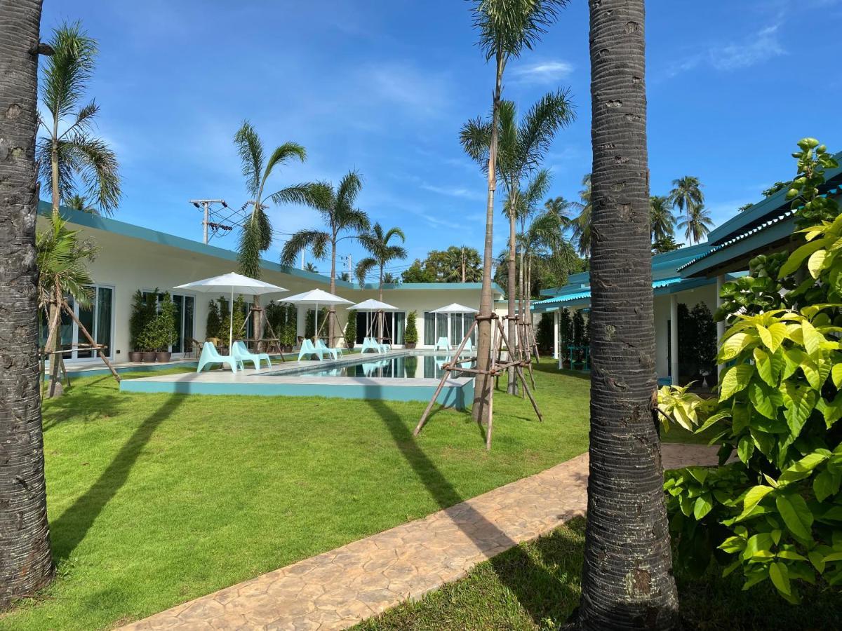Le Petit Saint Tropez Hotel Khanom Exterior foto