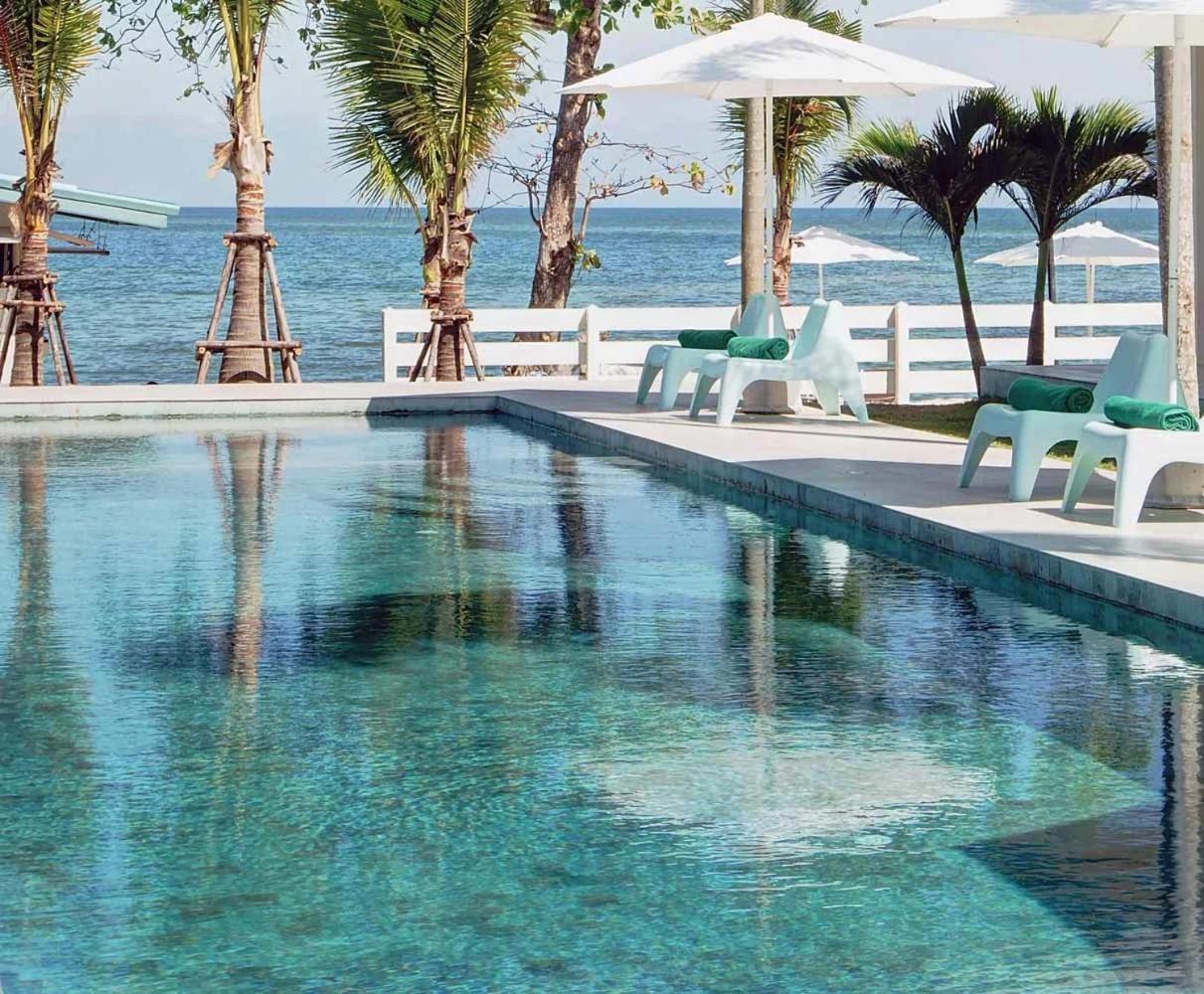 Le Petit Saint Tropez Hotel Khanom Exterior foto