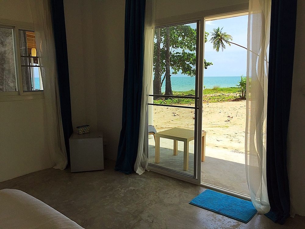Le Petit Saint Tropez Hotel Khanom Exterior foto